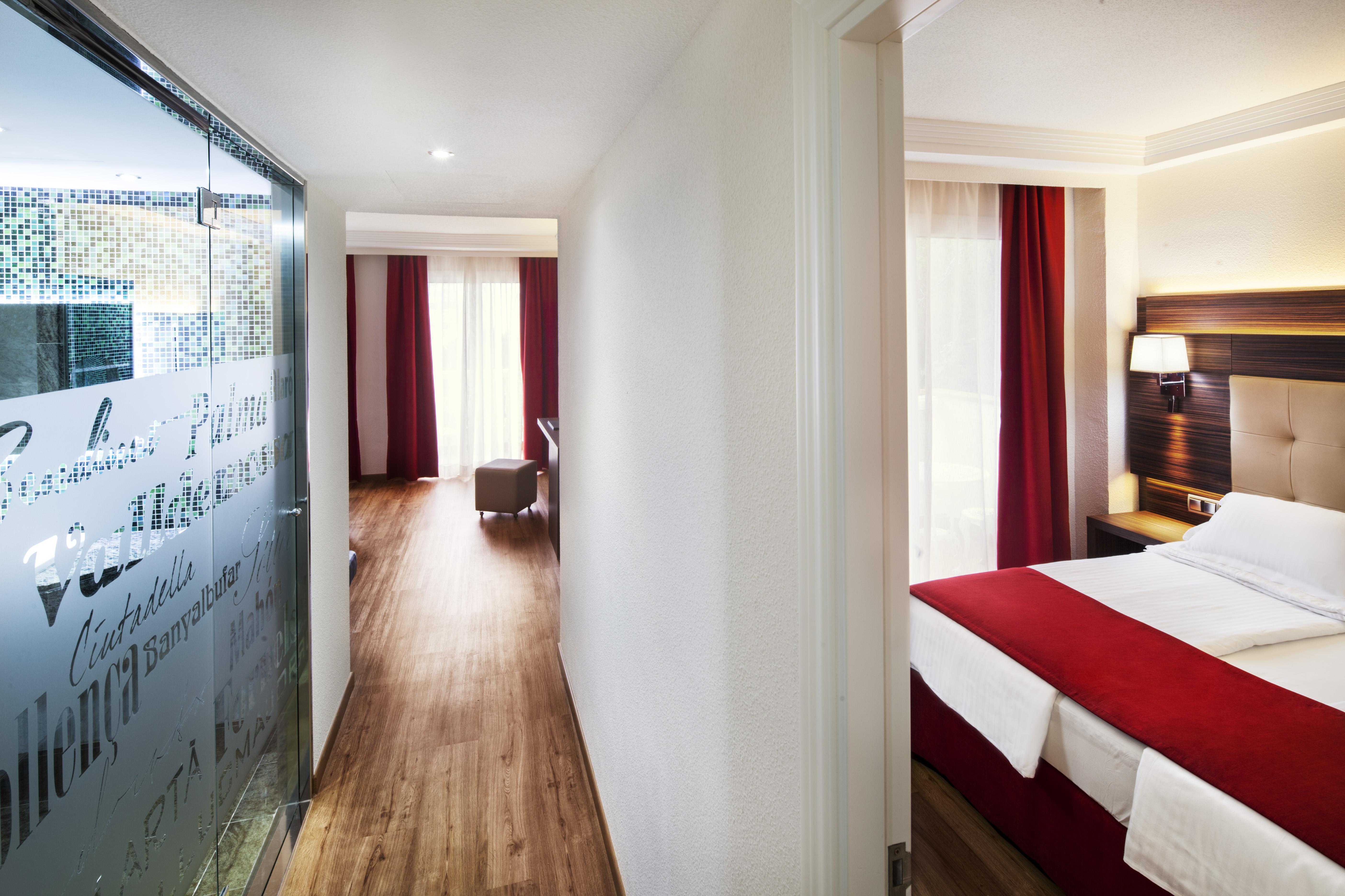 Hotel Europe Playa Marina - Adults Only