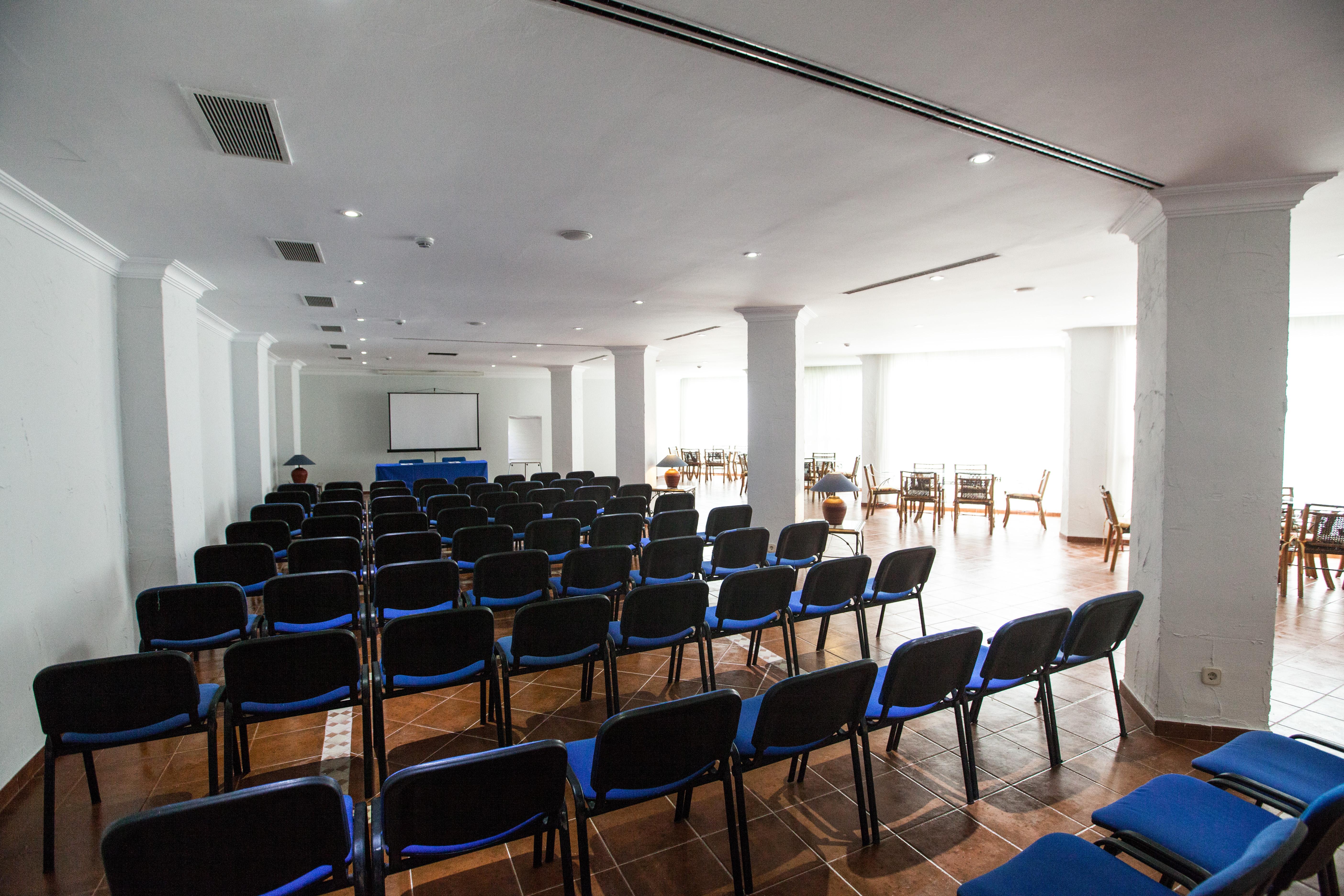 Hotel Europe Playa Marina - Adults Only 4*